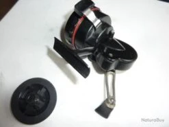 Moulinet Contact 400 Noir Très Bon état Avec Deuxième Bobine Neuve 8 Moulinet Contact 400 Noir Très Bon état Avec Deuxième Bobine Neuve -Pêcheur Malin Promos Boutique 00003 Moulinet Contact 400 noir tres bon etat avec deuxieme bobine neuve