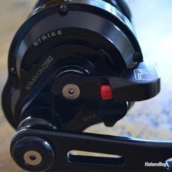 Alutecnos Gorilla 8V Noir Main Gauche (LF) -Pêcheur Malin Promos Boutique 00005 Alutecnos Gorilla 8V Noir Main Gauche LF