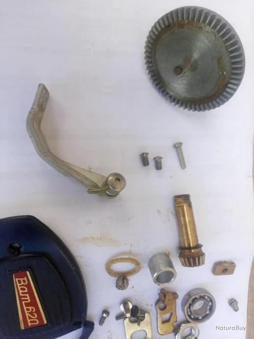 LOT IMPORTANT DE PIECES POUR MOULINET BAM 620 . ( PIECES NEUVES ) 5 LOT IMPORTANT DE PIECES POUR MOULINET BAM 620 . ( PIECES NEUVES ) – Image 5
