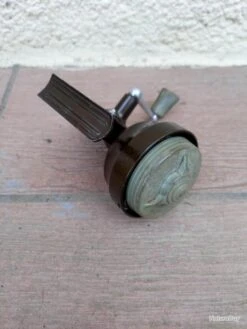 MOULINET COLLECTOR TRES RARE . LUXOR RELAX CAPOTE EN PARFAIT ETAT DE FONCTIONNEMENT . -Pêcheur Malin Promos Boutique 00005 MOULINET COLLECTOR TRES RARE . LUXOR RELAX CAPOTE EN PARFAIT ETAT DE FONCTIONNEMENT