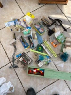 Lot Accessoires De Pêche Environ 12 Kilos -Pêcheur Malin Promos Boutique 00007 Lot accessoires de peche environ 12 kilos