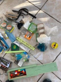 Lot Accessoires De Pêche Environ 12 Kilos -Pêcheur Malin Promos Boutique 00008 Lot accessoires de peche environ 12 kilos